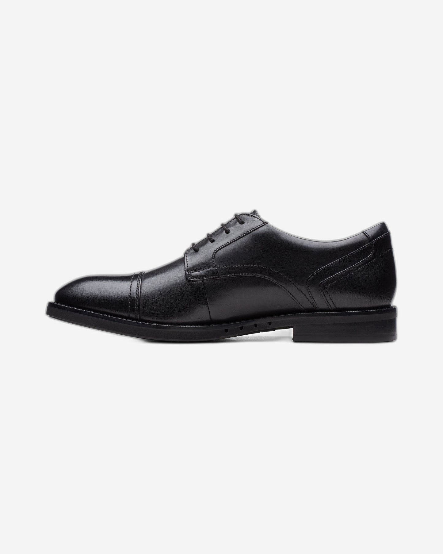 Clarks Un Hugh Cap Shoes - Black Leather - 261728367 - G Width (Standard Fit)
