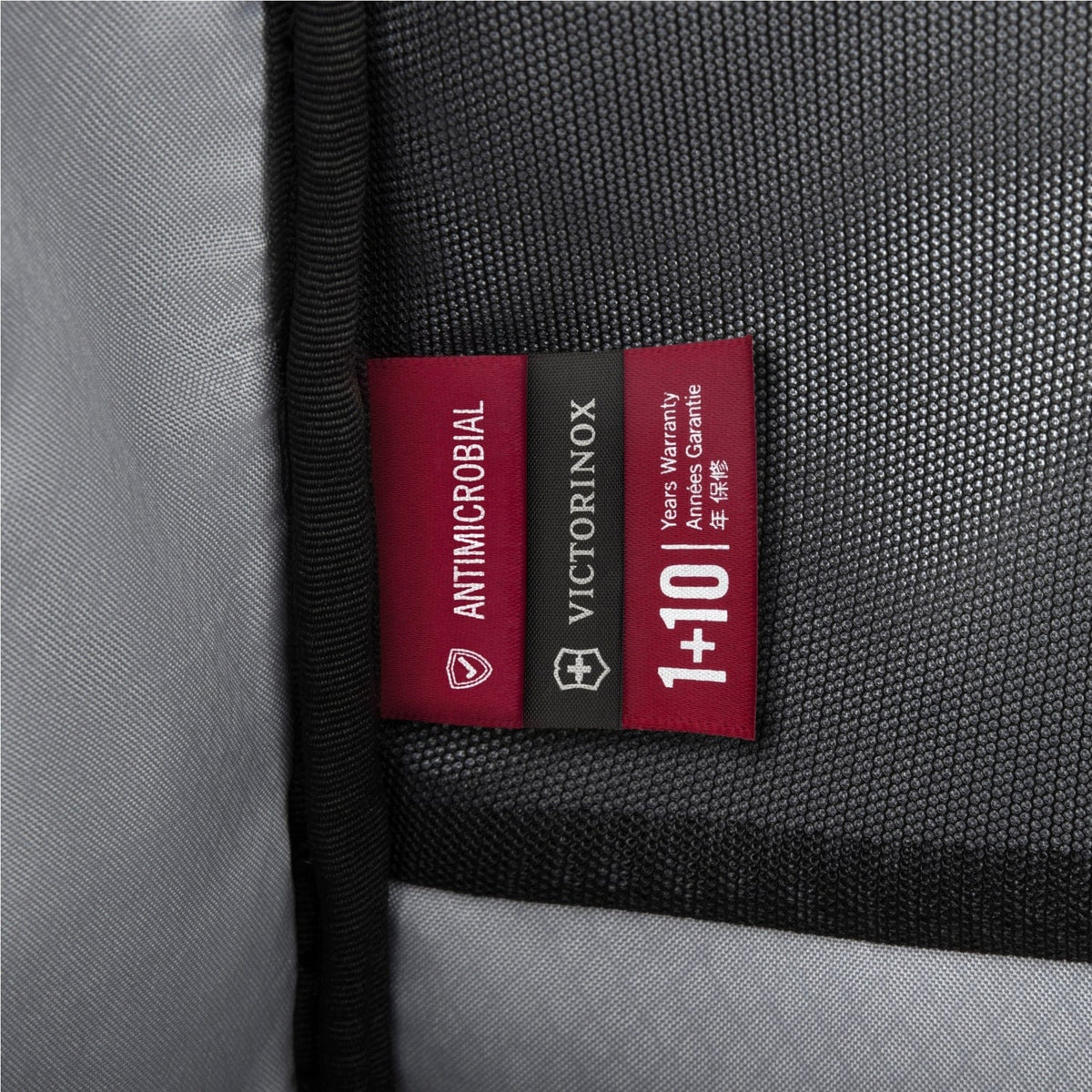 Victorinox Touring 2.0 Travel 2-in-1 Duffle Bag