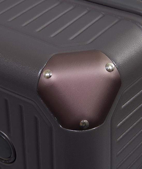 Echolac Shogun 20in Black Luggage