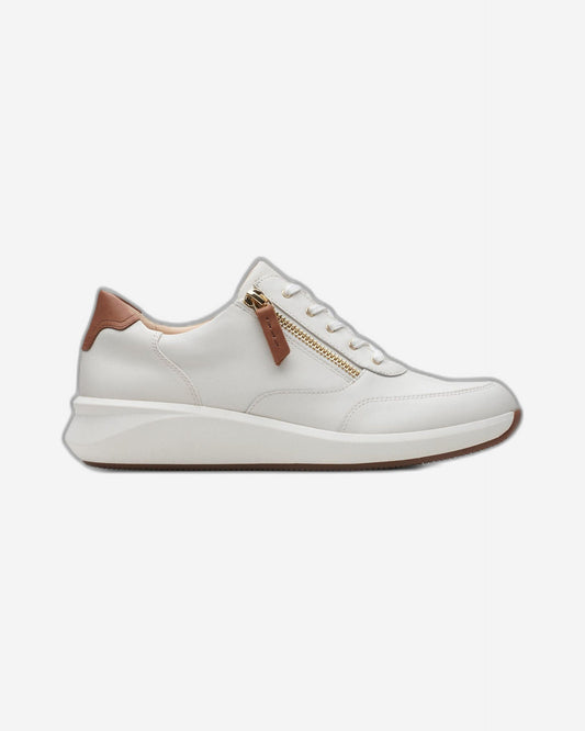 Clarks Un Rio Zip Shoes (Wide Fit)