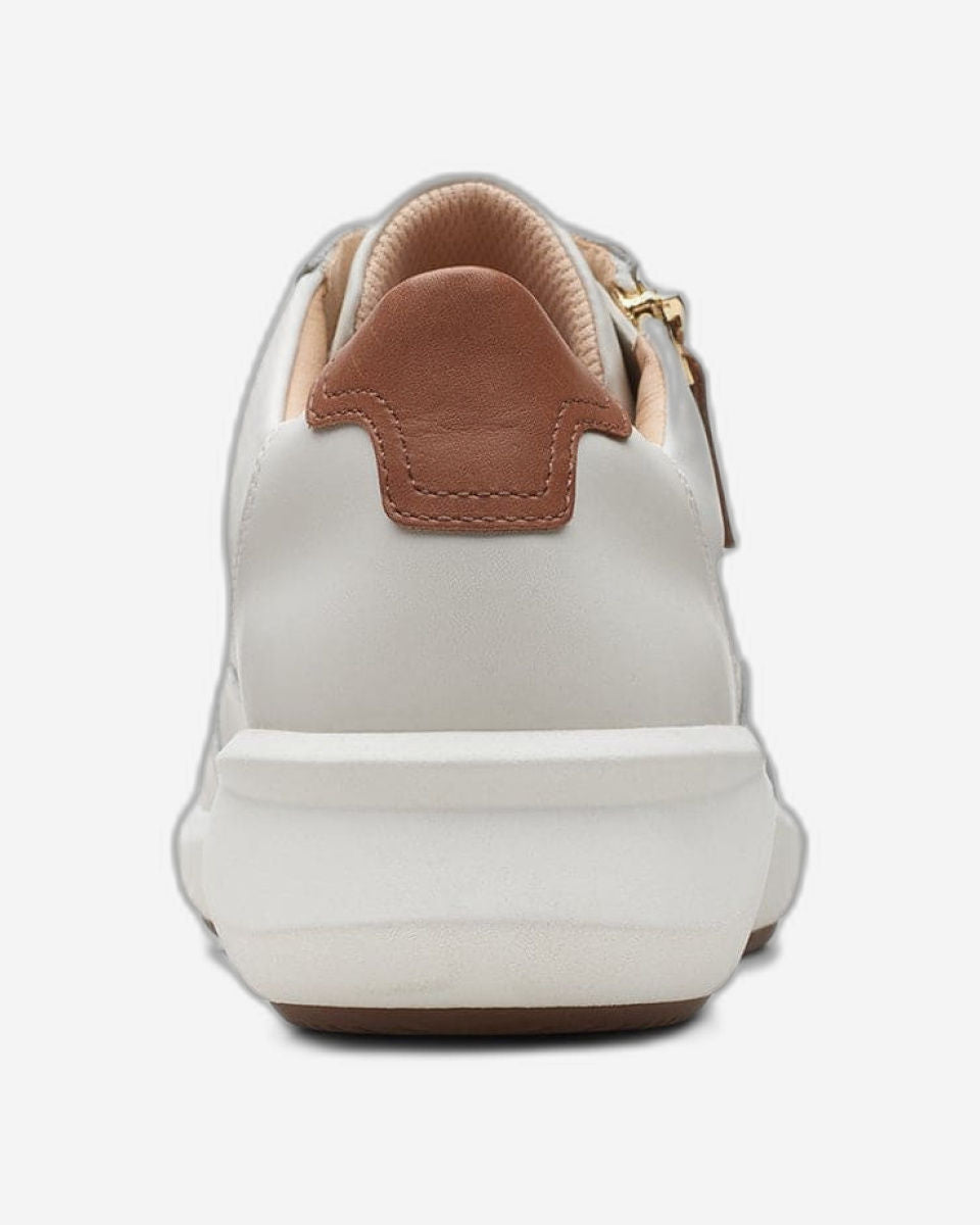 Clarks Un Rio Zip - Shoes - White Leather - 261673724 - D Width (Standard Fit)