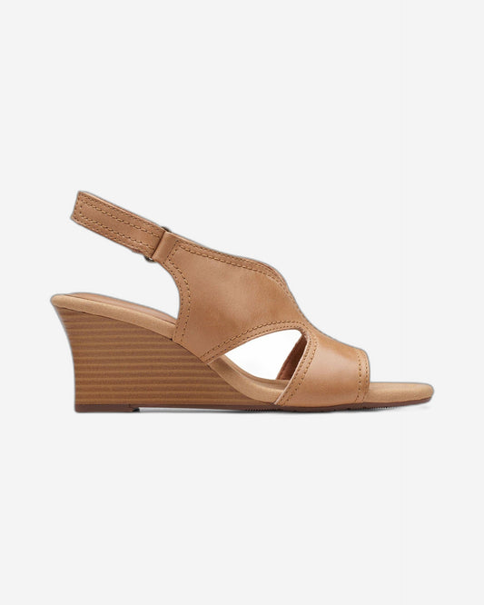 Clarks Kyarra Aster - Sandals - Light Tan Lea - 261712324 - D Width (Standard Fit)