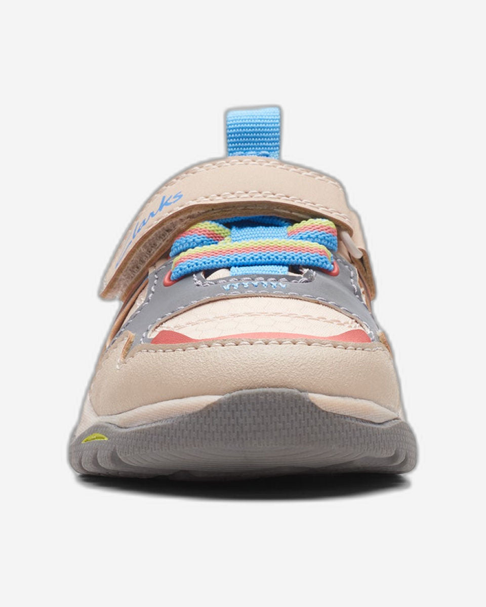 Clarks Girls Feather Jumpt. (Wide Fit)