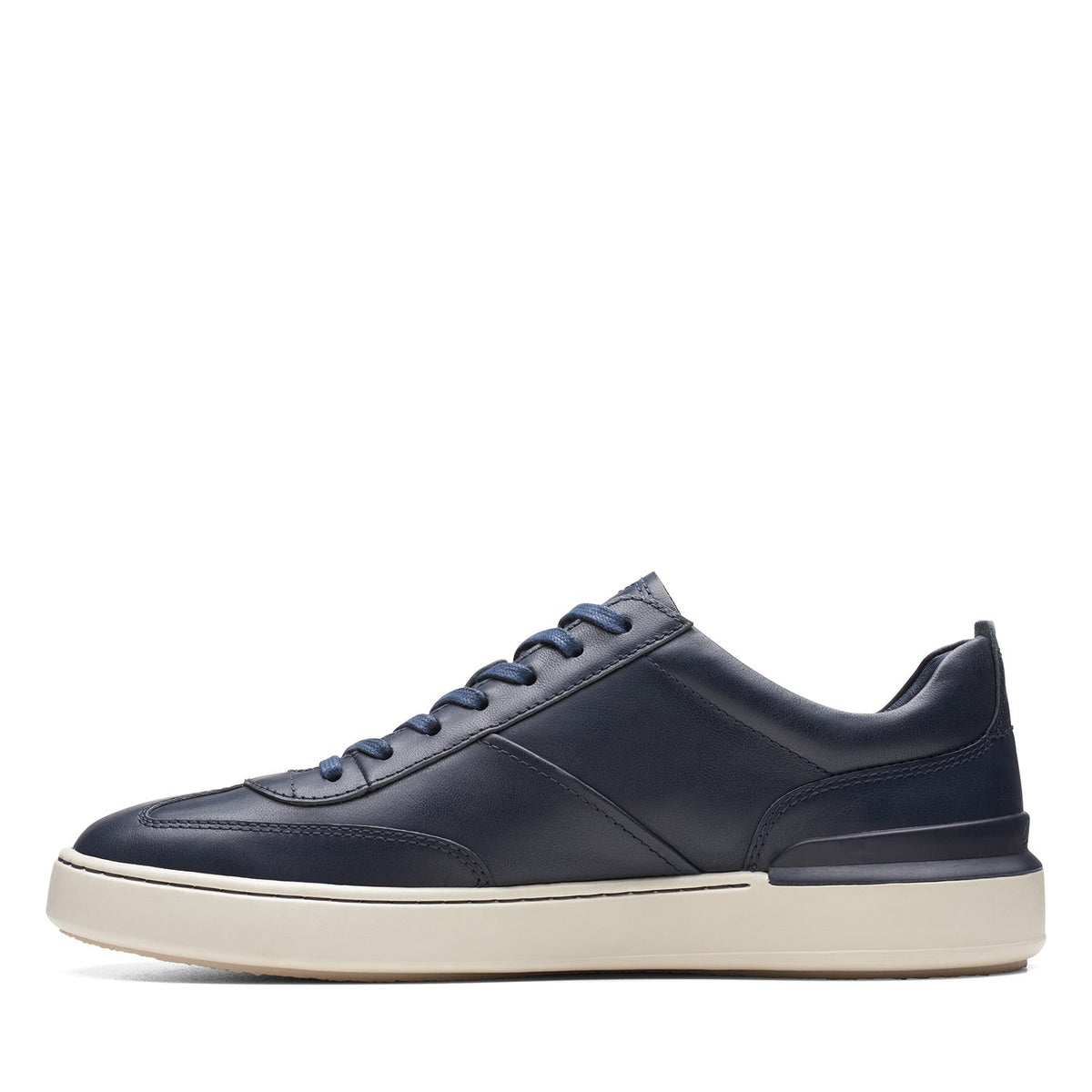 Clarks Courtlite Mode Shoes (Standard Fit)