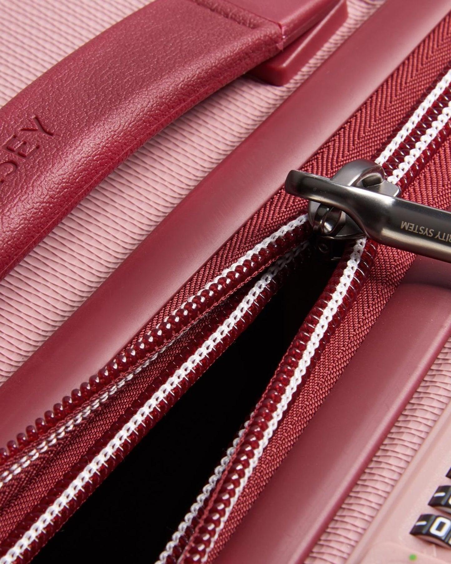 Delsey Paris Chatelet Air 2.0 Hardcase 70cm Pink Luggage