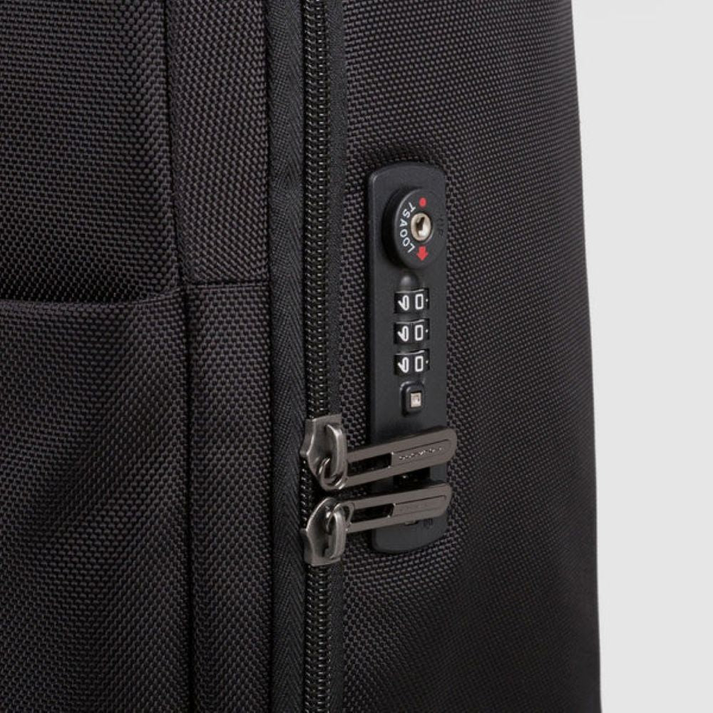 Piquadro Brief Ultra Slim Cabin Size Spinner Black BV4343BR2/N