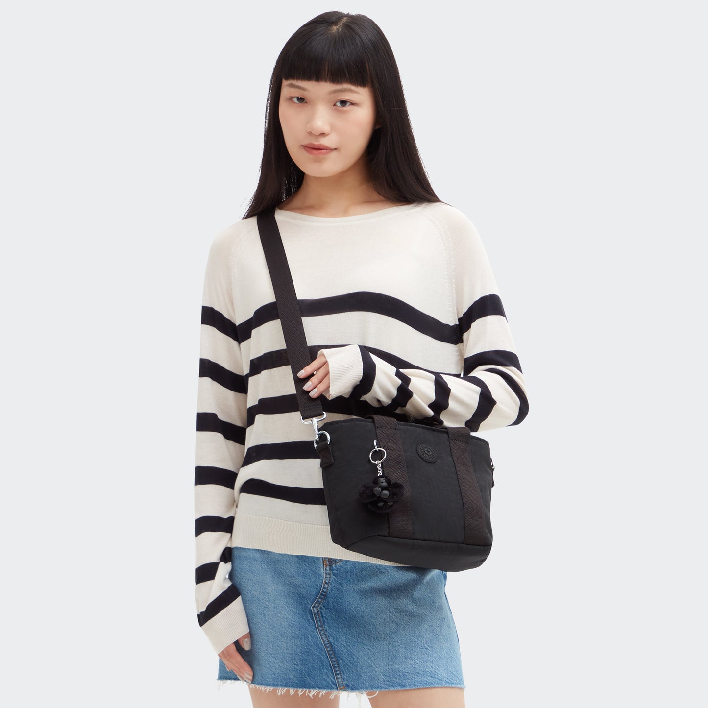 KIPLING Minta Black Noir Small shoulderbag (with removable shoulderstrap) I7541-P39