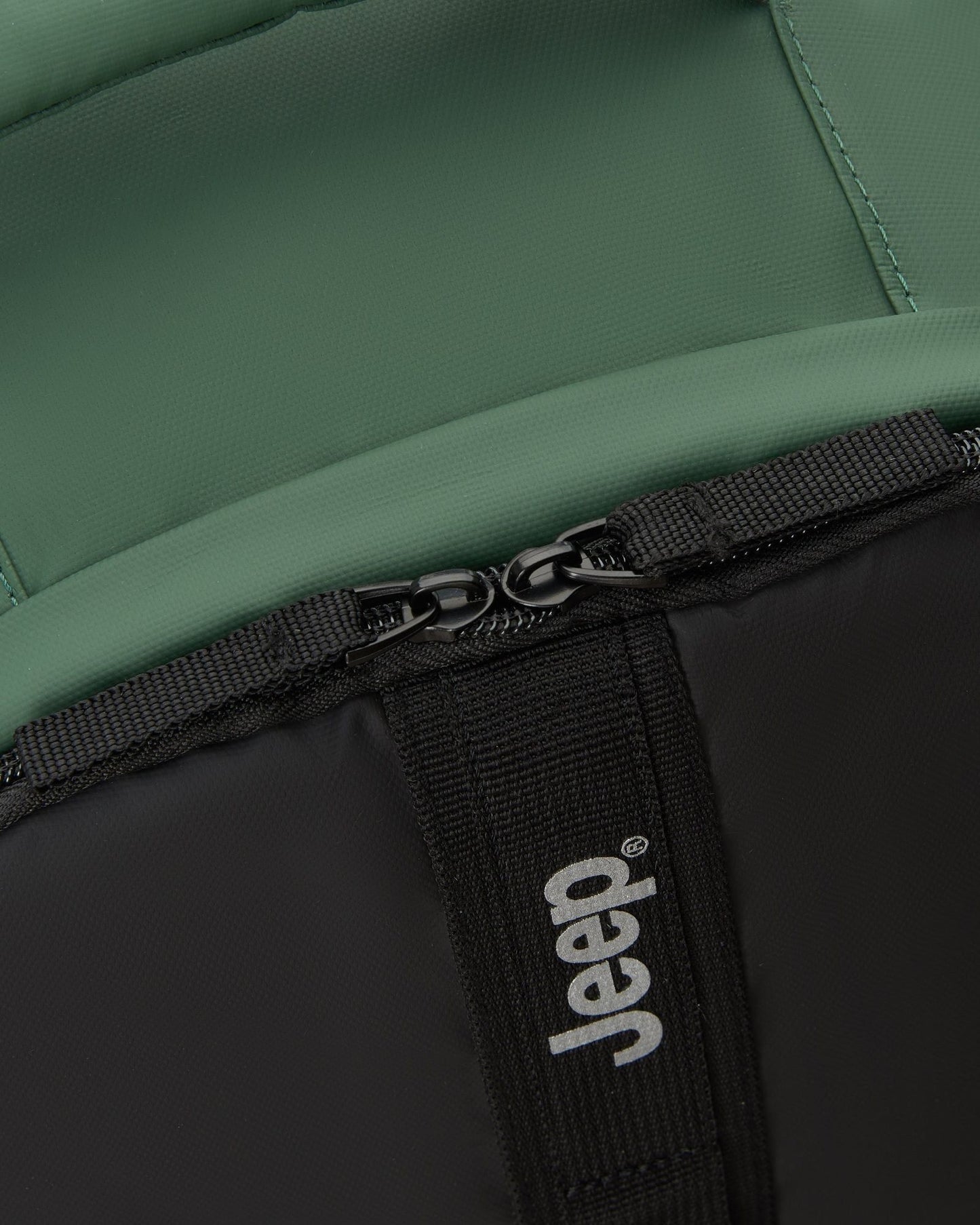 Jeep JS011B Versatile 24L Capacity Multipurpose Backpack