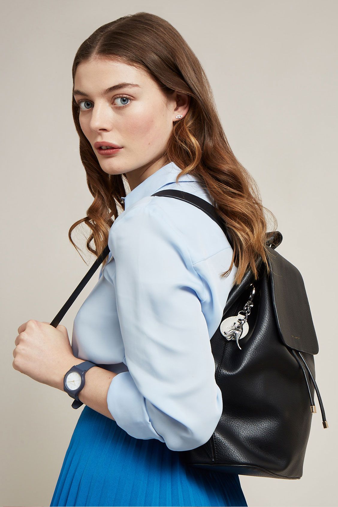 ESTELLA BARTLETT COPPERFIELD DRAWSTRING BACKPACK WITH STONE BAGTAG AND DINO CHARM EBP3273 BLACK