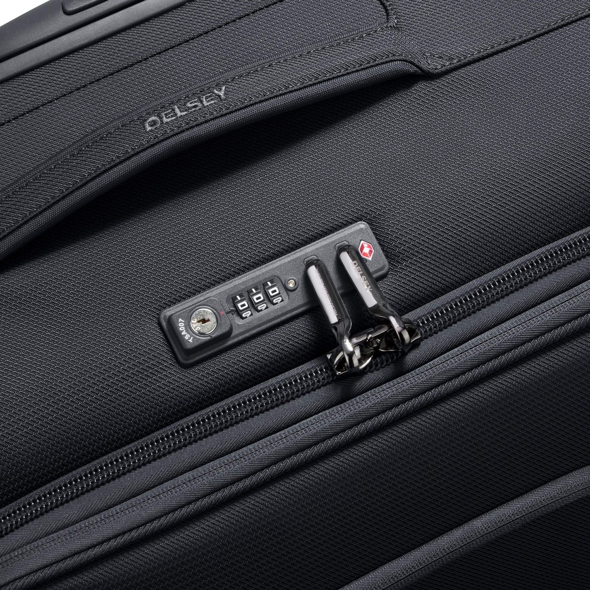 Delsey Paris Montmartre Air 2.0 Expandable 83cm Black Luggage