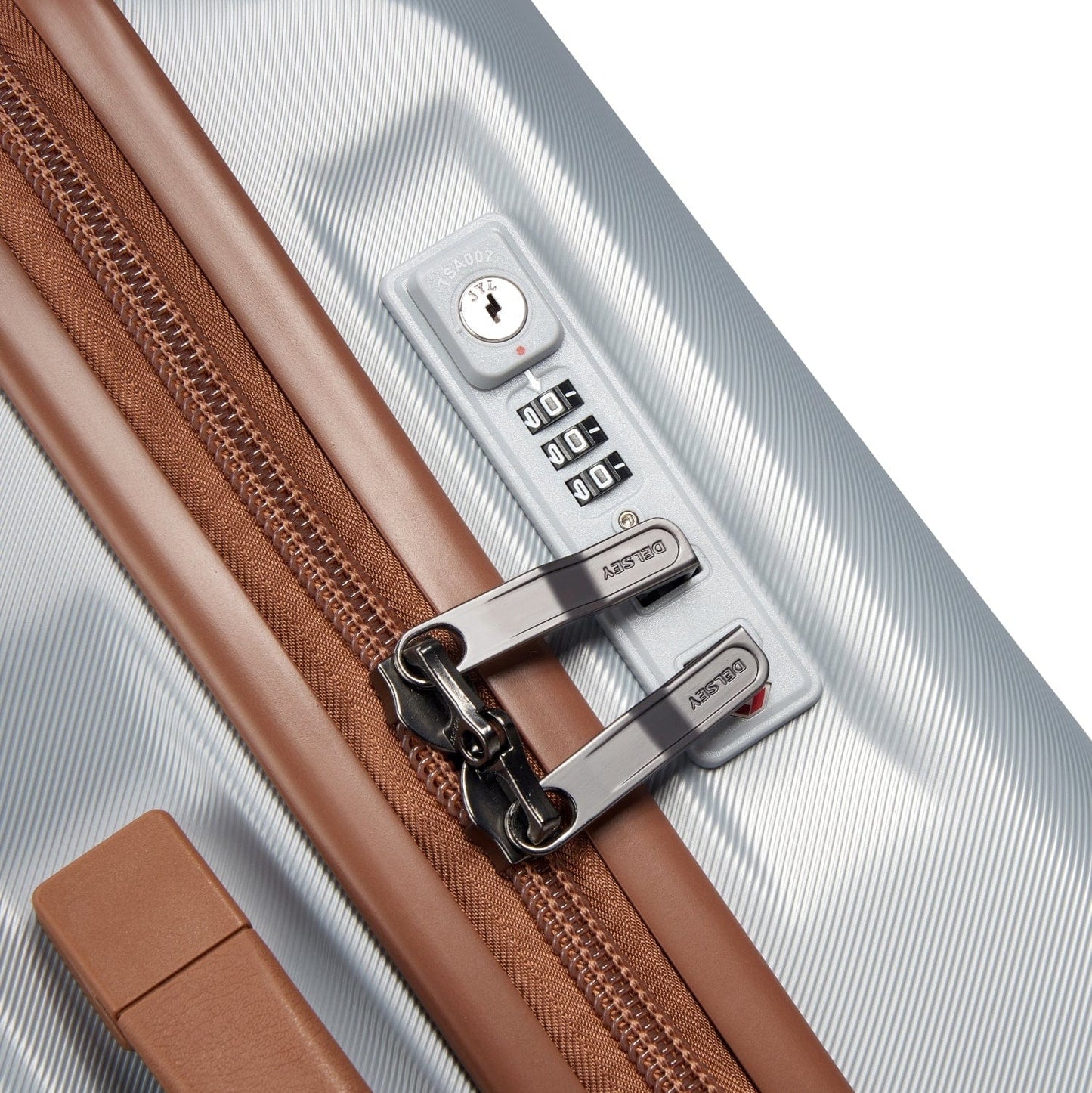 Delsey Paris Promenade Hard 2.0 Expandable 55cm Silver Luggage
