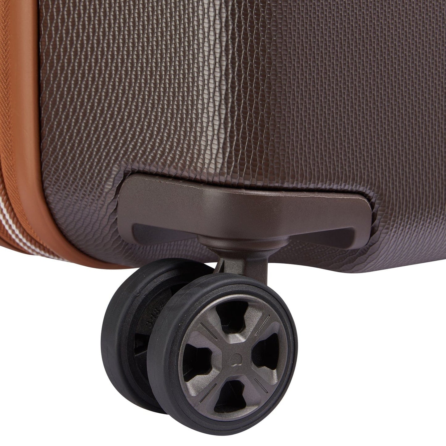 Delsey Paris Chatelet Air 2.0 Hardcase 70cm Brown Luggage
