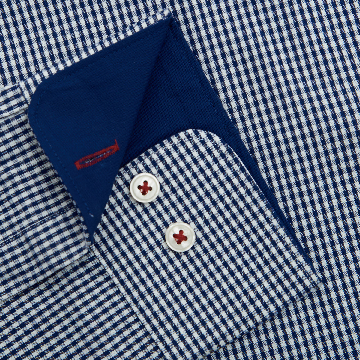 CASUAL FITTED NAVY GINGHAM BUTTON CUFF SHIRT