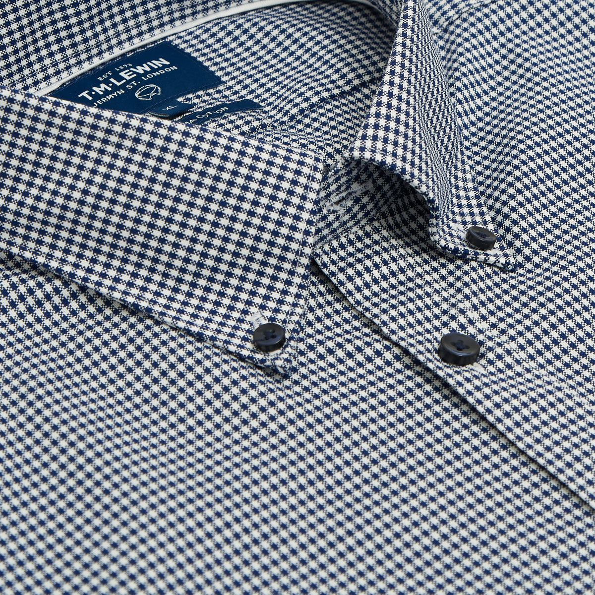 OXFORD WEAVE SUPIMA  COTTON SLIM FIT NAVY GINGHAM BUTTON CUFF SHIRT