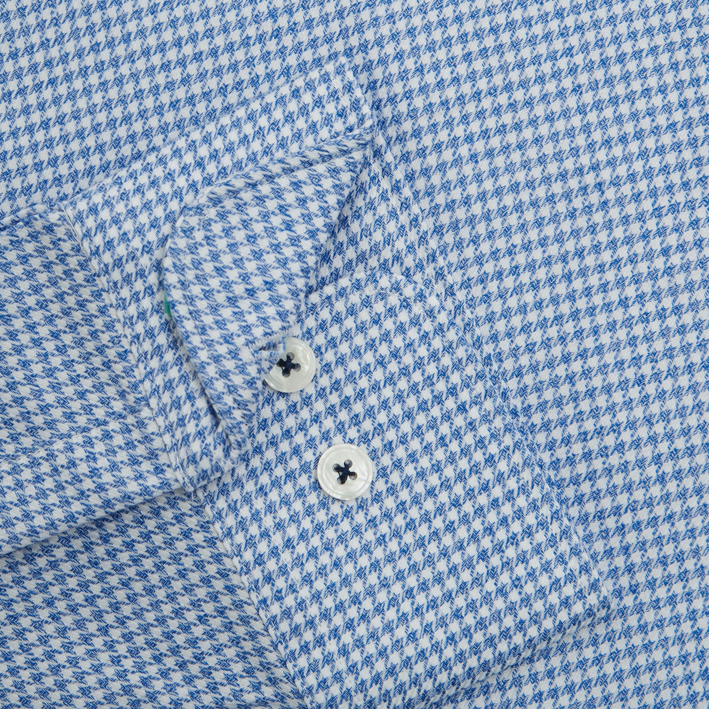 SLIM FIT BLUE AND WHITE DOGTOOTH SINGLE CUFF SHIRT