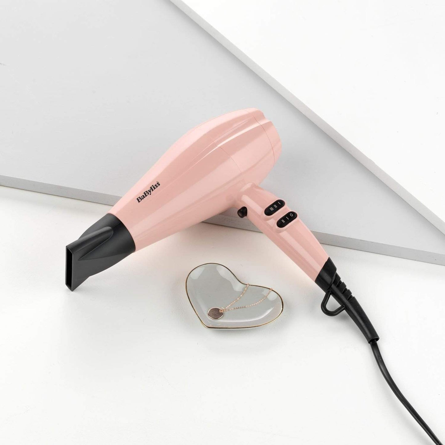 BABYLISS DC DRYER 2200W ROSE BLUSH  ADVANCED ONIC FRIZZ CONTROL 3 HEAT 2 SPEED COOL SHOT  LIGHT - 5337PRSDE