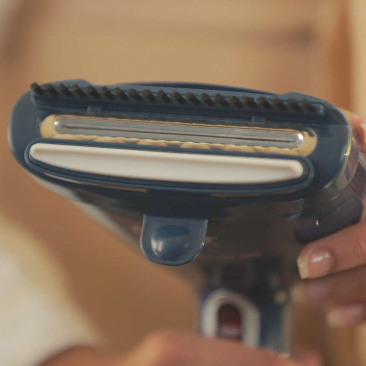 BaByliss Garment Steamer - GS300, 1500W, Blue, BABGS300SDE