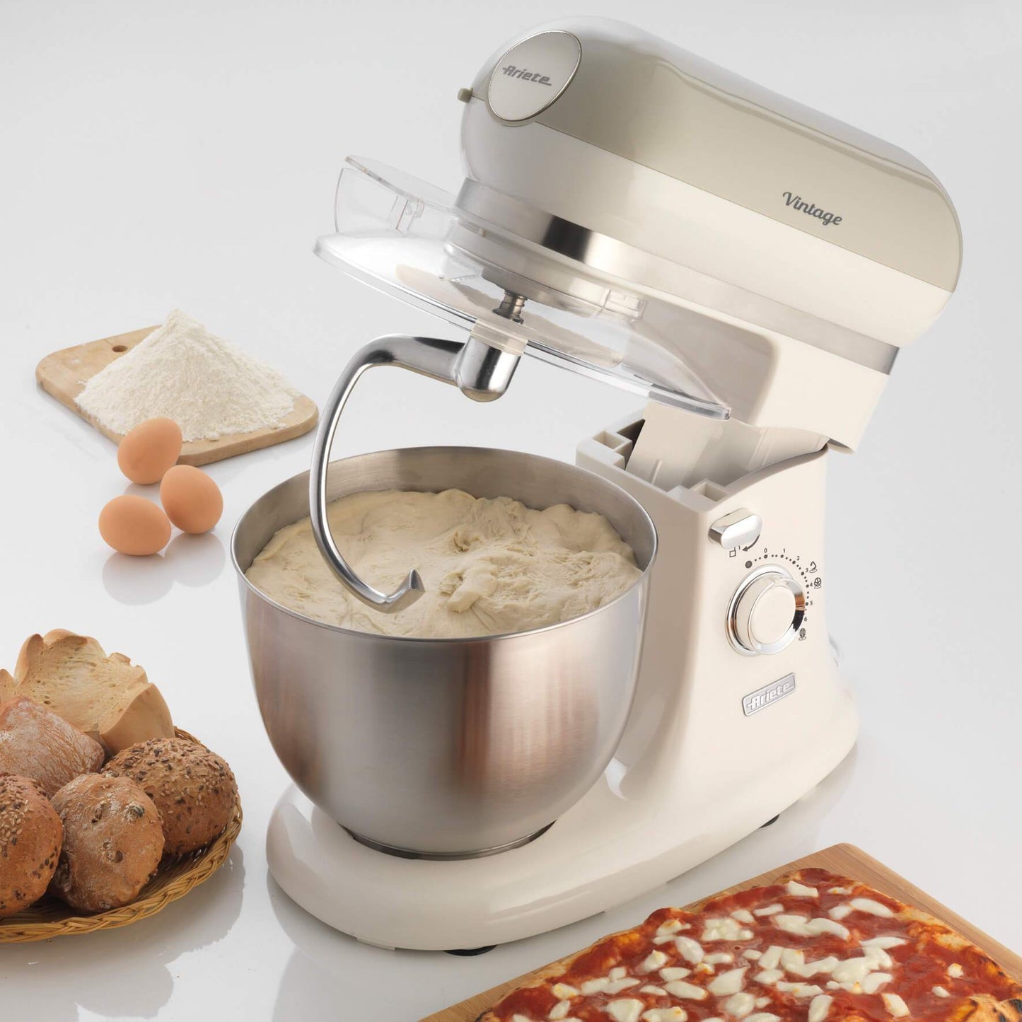 ARIETE VINTAGE KITCHEN MACHINE CREAM/BEIGE, 1588-BG